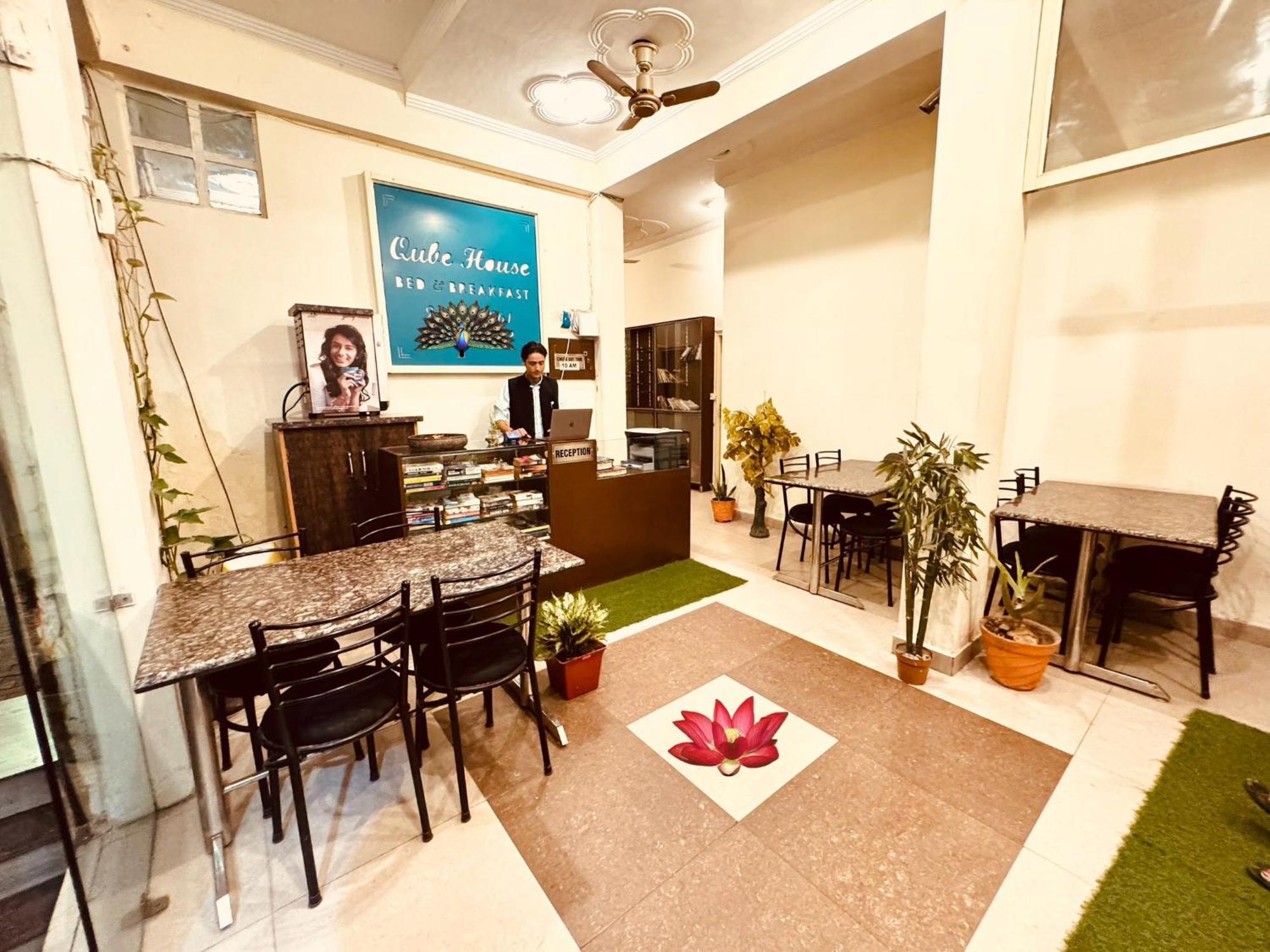 Qube House Bnb Rishikesh Bagian luar foto
