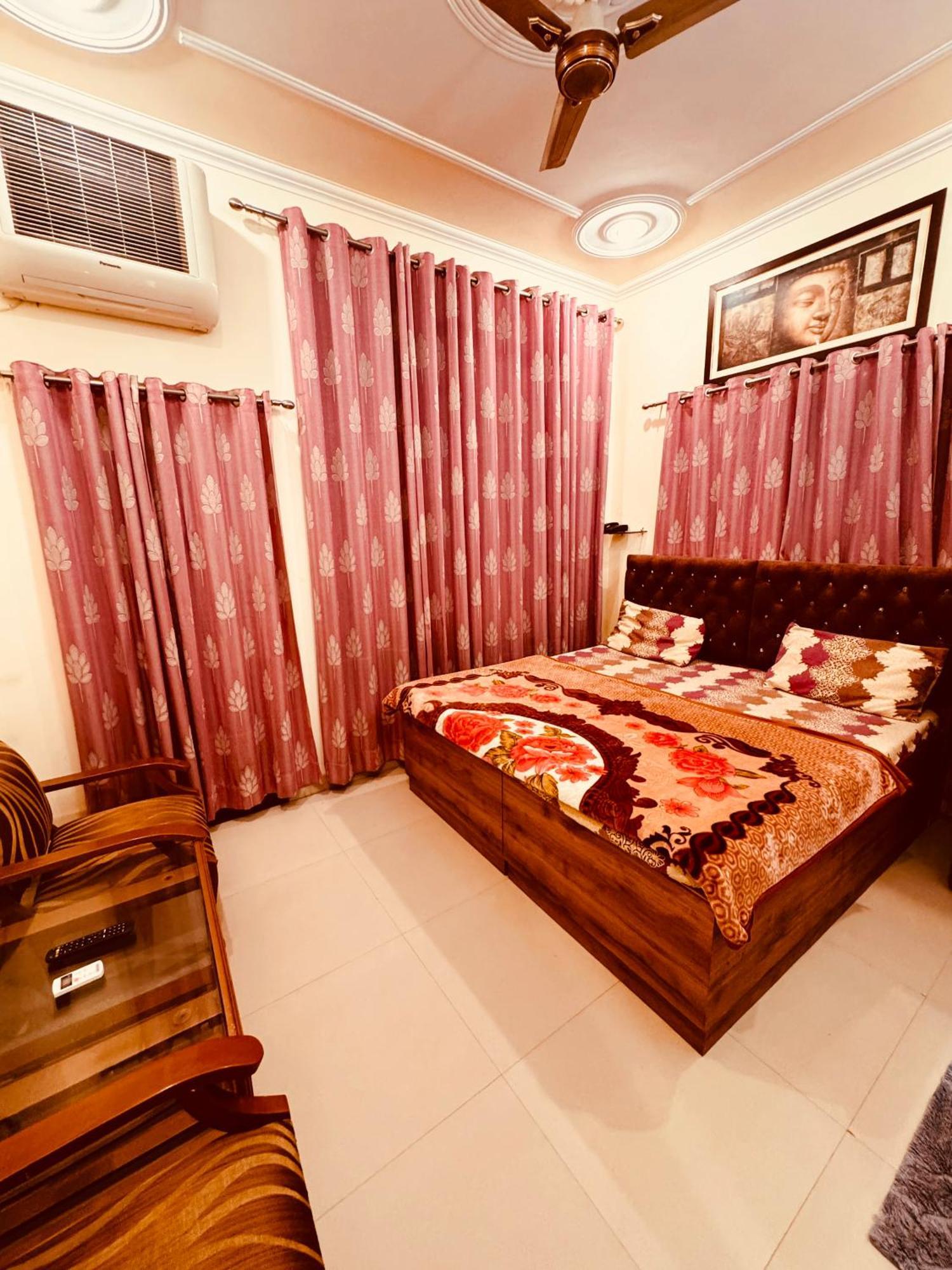 Qube House Bnb Rishikesh Bagian luar foto