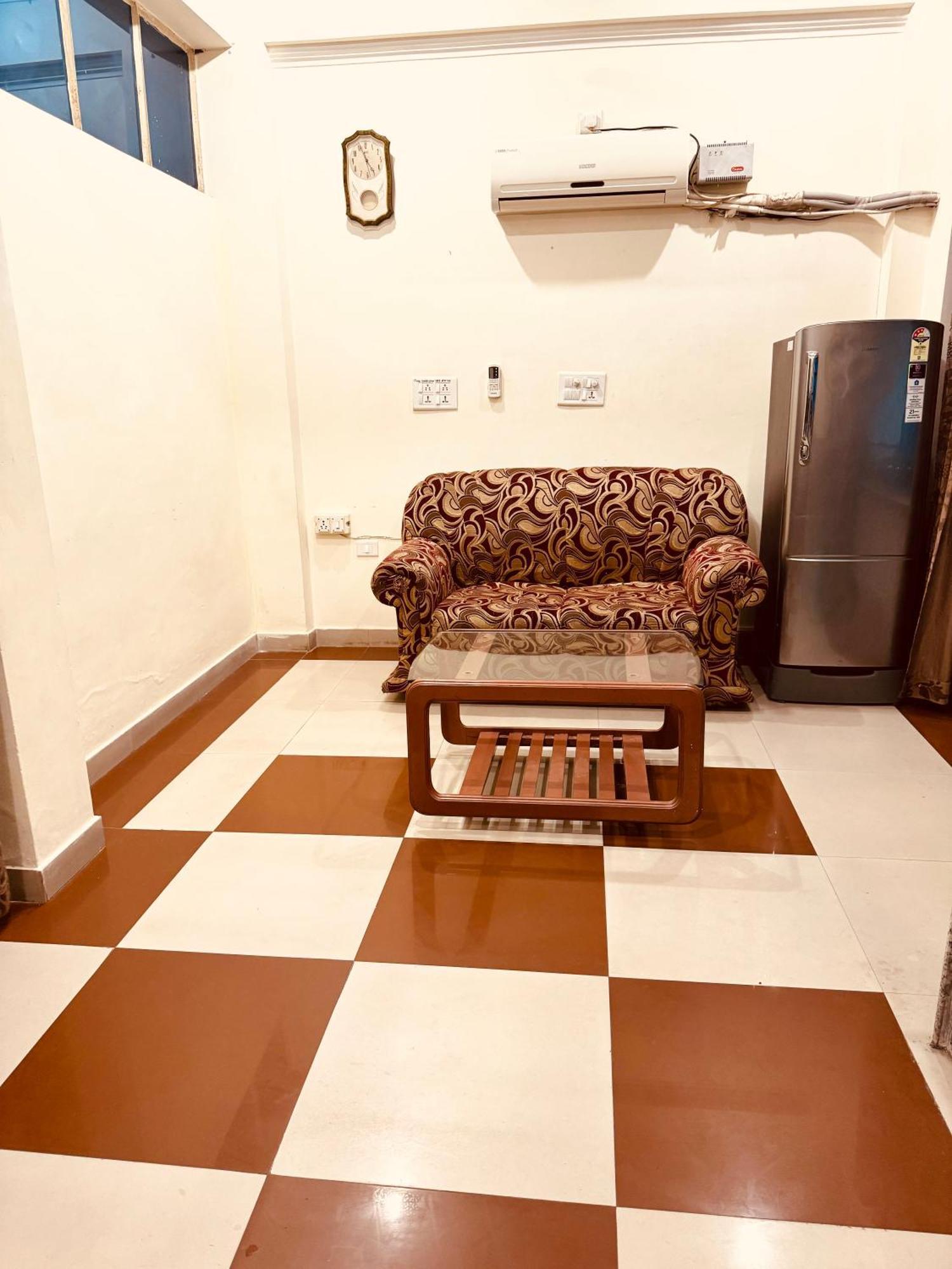 Qube House Bnb Rishikesh Bagian luar foto
